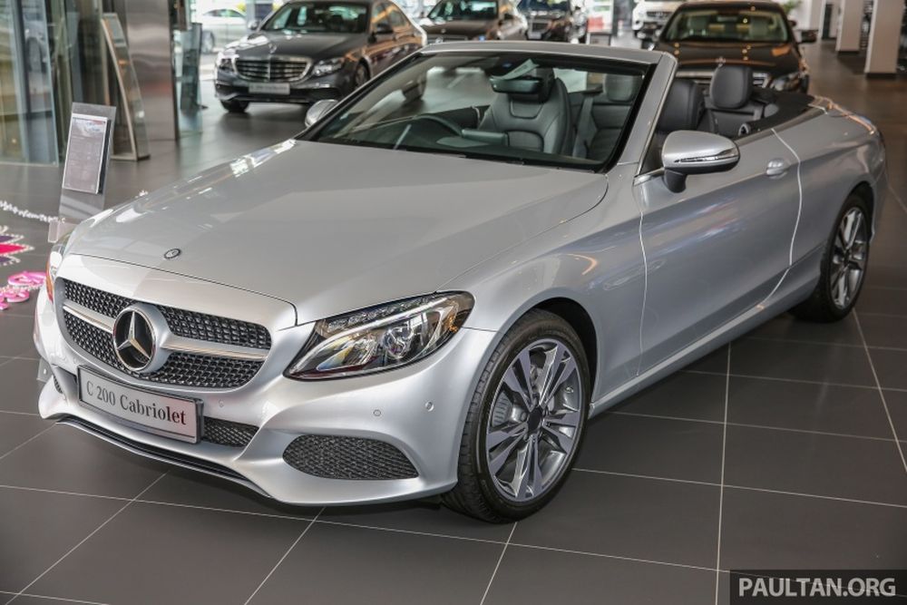 Mercedes-Benz C200 Cabriolet 2017 chuẩn bị cập bến Việt Nam với giá 2,8 tỷ đồng