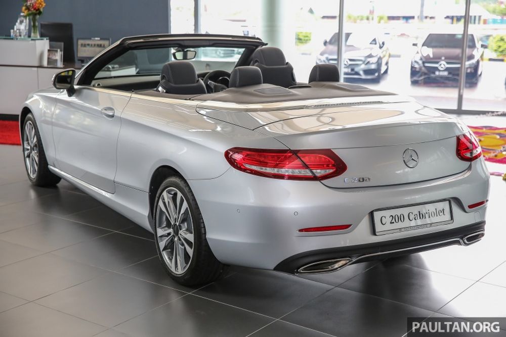 Mercedes-Benz C200 Cabriolet 2017 chuẩn bị cập bến Việt Nam với giá 2,8 tỷ đồng