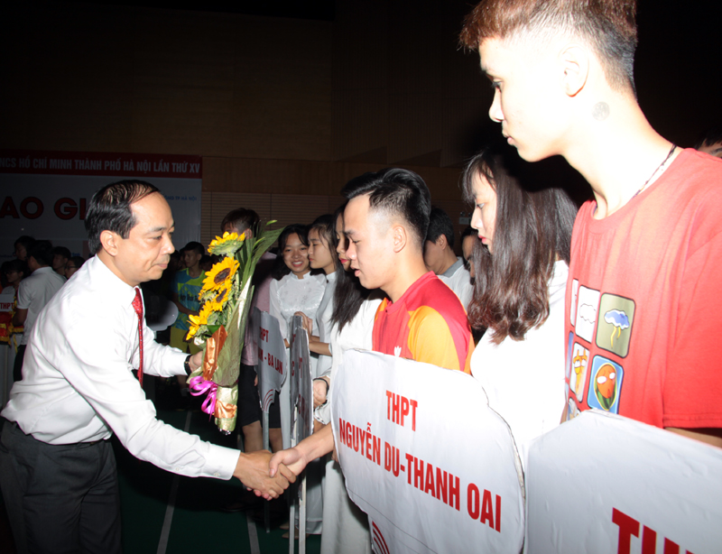Tưng bừng khai mạc Giải cầu lông HSSV tranh cúp Báo Tuổi trẻ Thủ đô lần thứ IV