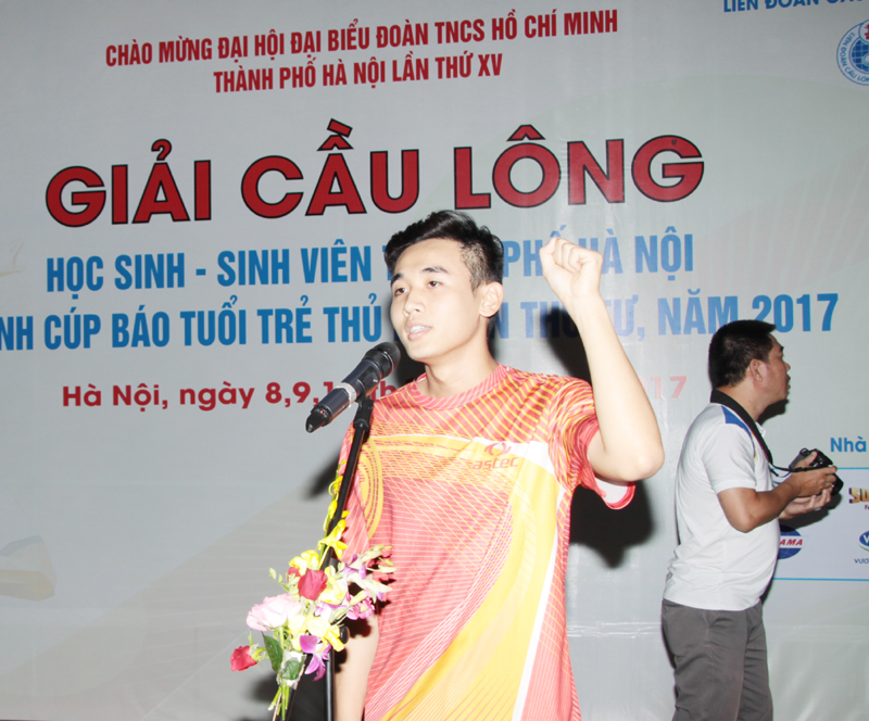 Tưng bừng khai mạc Giải cầu lông HSSV tranh cúp Báo Tuổi trẻ Thủ đô lần thứ IV