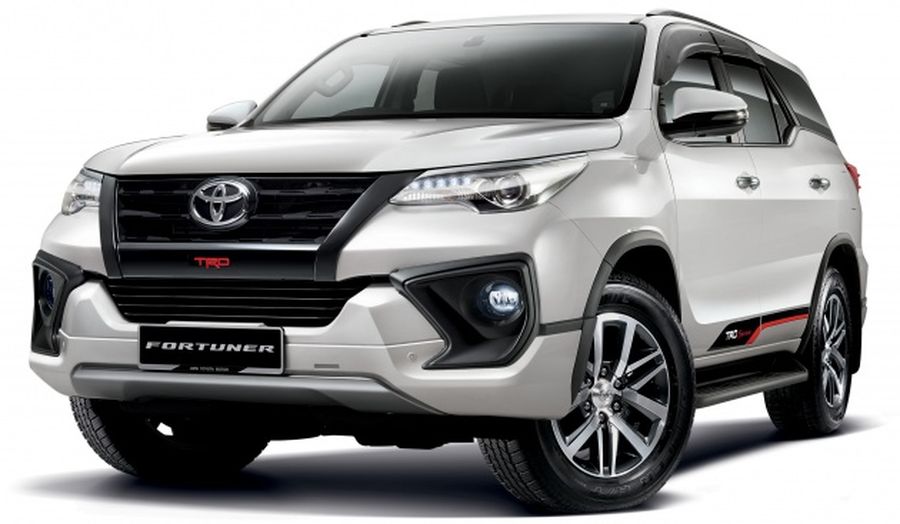 Toyota Fortuner 2018 chính thức được bán tại Malaysia, giá bán lên tới 1 tỷ VNĐ