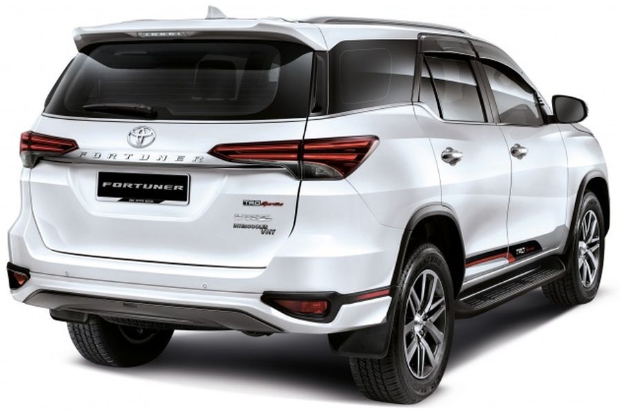 Toyota Fortuner 2018 chính thức được bán tại Malaysia, giá bán lên tới 1 tỷ VNĐ