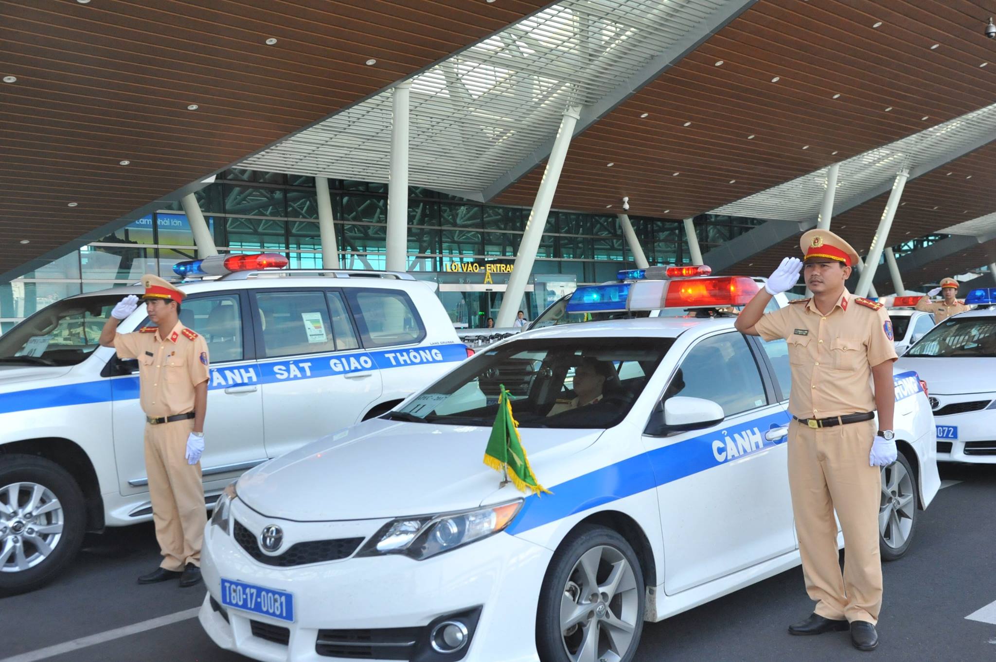 100 chiến sĩ CSGT Hà Nội vào Đà Nẵng phục vụ Hội nghị APEC