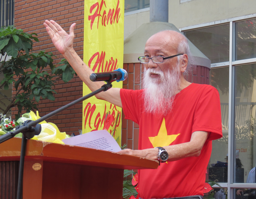 Phút cuối của thầy Văn Như Cương: “Ông cứ nhẹ nhàng và ra đi như vậy”