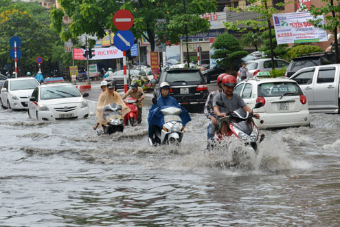 Thủ tướng Chính phủ chỉ đạo triển khai các biện pháp khẩn cấp ứng phó mưa lũ