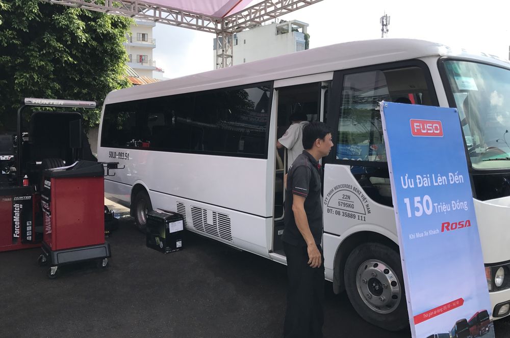 FUSO tiếp tục đồng hành cùng sự kiện Ngày hội Chăm sóc Bác tài - Driver Care Day 2017