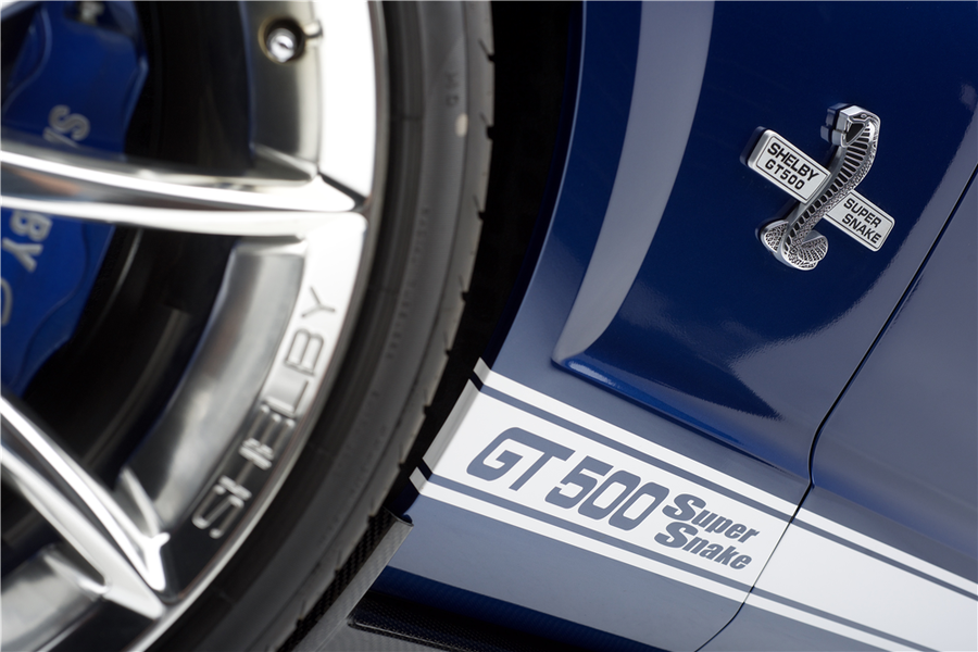 Ford Mustang Shelby GT500 Super Snake 2007 được 