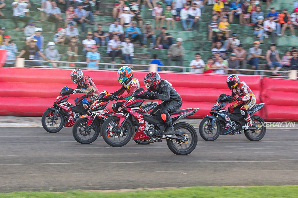 Khán giả Tuy Hòa cháy hết mình cùng Honda Vietnam Racing Cup chặng 4