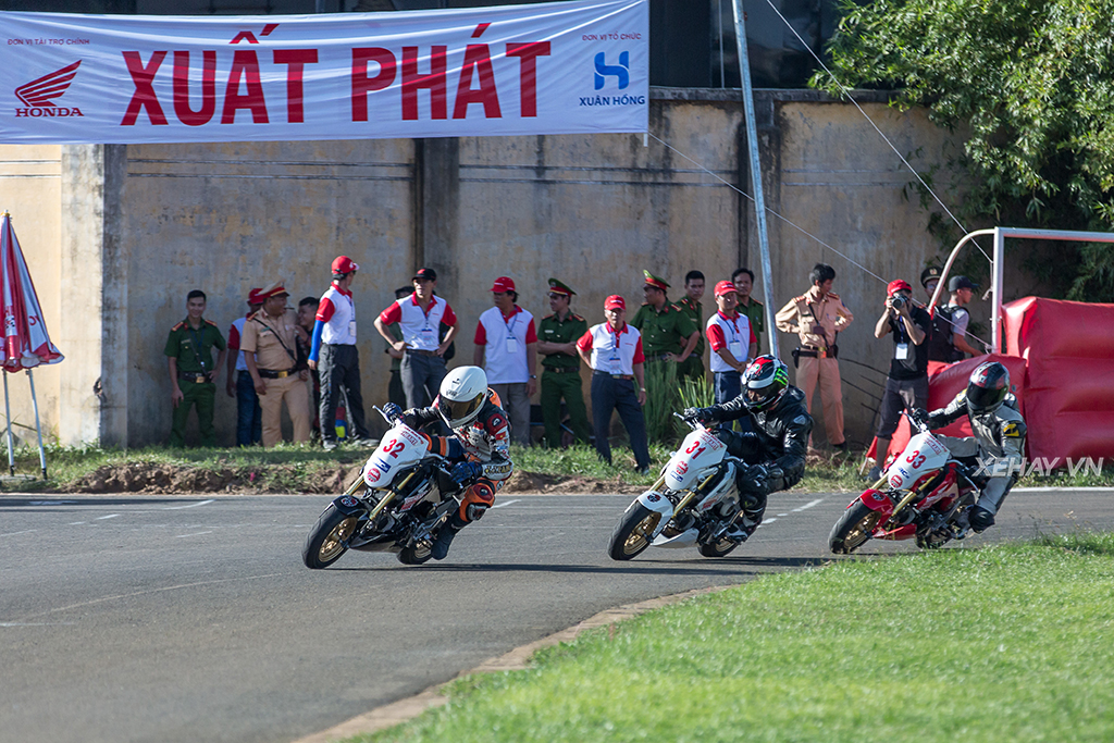 Khán giả Tuy Hòa cháy hết mình cùng Honda Vietnam Racing Cup chặng 4