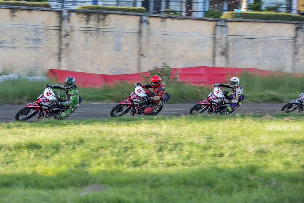 Khán giả Tuy Hòa cháy hết mình cùng Honda Vietnam Racing Cup chặng 4