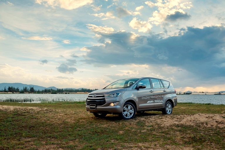 Doanh số bán trong 3 quý năm 2017 của Toyota Việt Nam tăng trưởng 12% so với cùng kỳ năm 2016