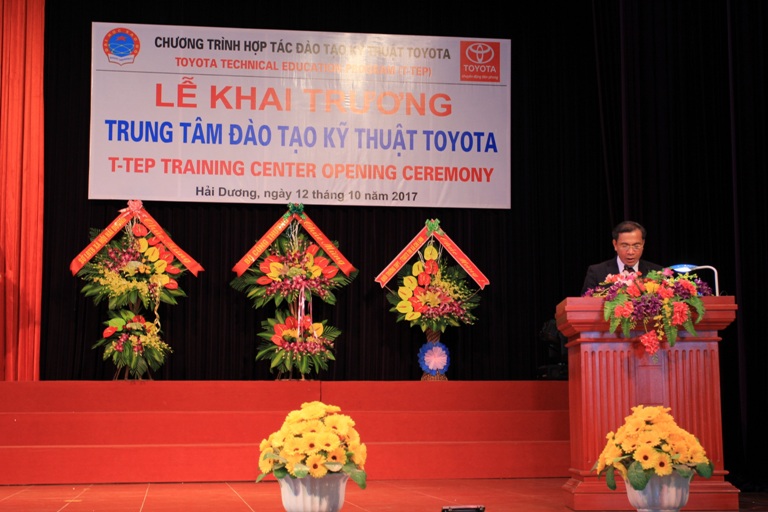 Toyota Việt Nam tiếp tục mở rộng chương trình đào tạo kỹ thuật Toyota (T-TEP) 2017