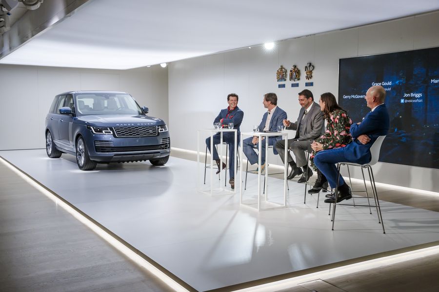 Ảnh chi tiết Range Rover 2018 mới trình làng, giá khởi điểm từ 1,98 tỷ VNĐ