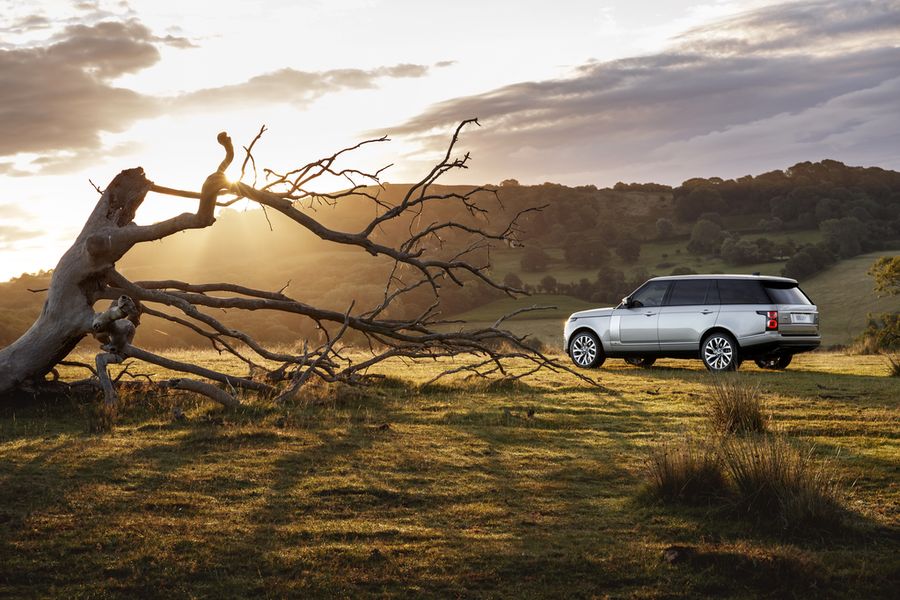 Ảnh chi tiết Range Rover 2018 mới trình làng, giá khởi điểm từ 1,98 tỷ VNĐ