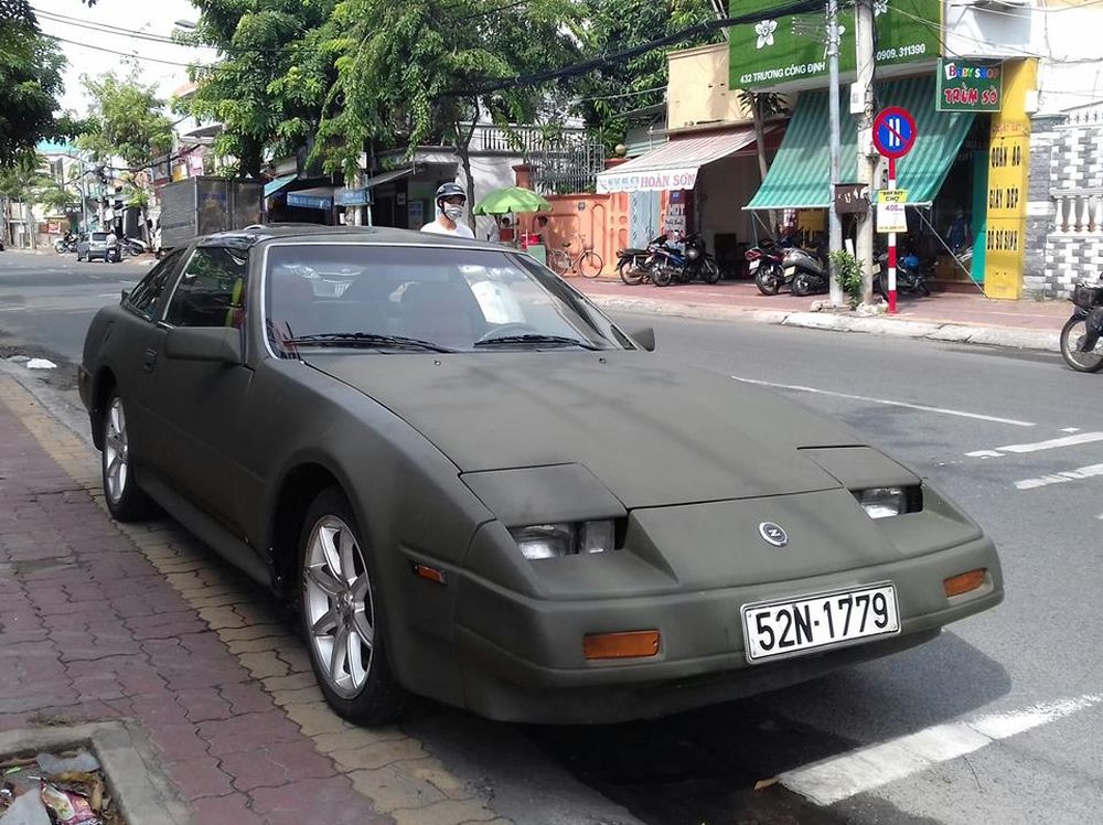 Hàng hiếm Nissan 300ZX Z31 bất ngờ xuất hiện tại Vũng Tàu