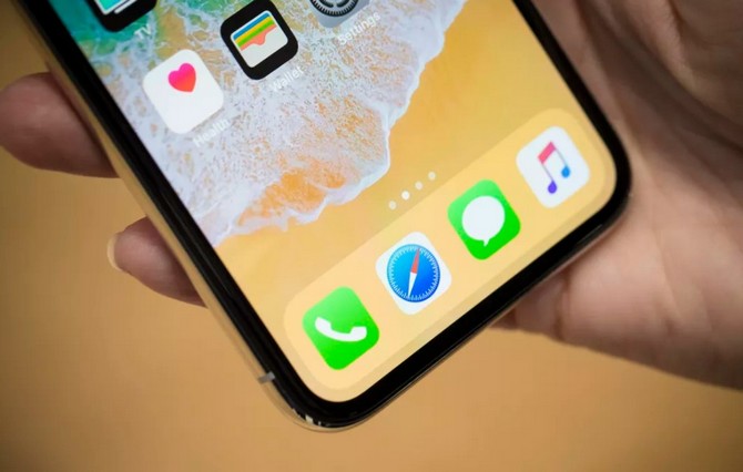 Chiếc iPhone uốn dẻo đầu tiên sẽ xuất hiện vào năm 2020