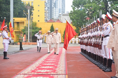 Thầy và trò Học viện An ninh chào đón năm học mới