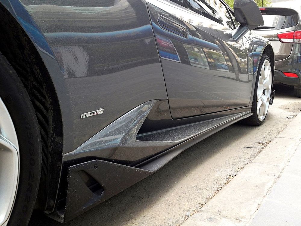 Bắt gặp Lamborghini Huracan chính hãng đầu tiên về Việt Nam 