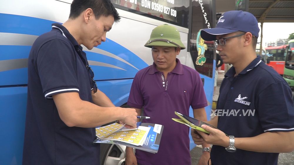 Driver Care Day - Ngày hội chăm sóc bác tài 2017 đang diễn ra tại Hà Nội