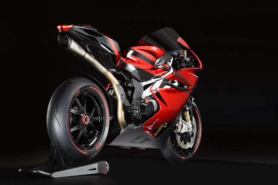 MV Agusta vén màn cặp đôi siêu mô-tô mới: F4 RC và F4 LH44
