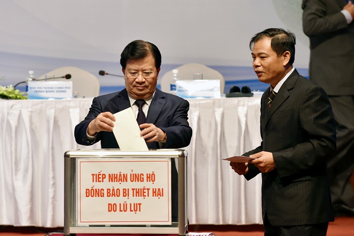 Phó Thủ tướng Trịnh Đình Dũng dự hội nghị về quản lý rủi ro thiên tai tổng hợp