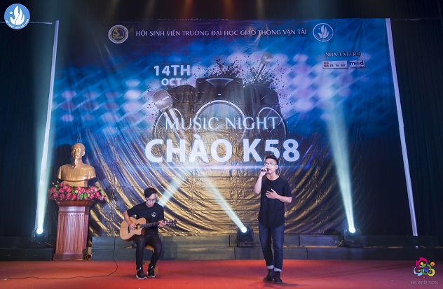 Bùng nổ tại ngày hội “Chào K58” của sinh viên Giao thông