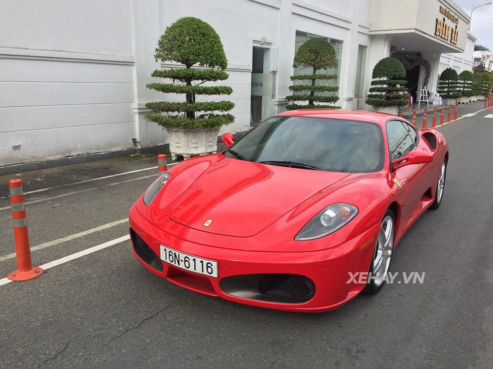 Ferrari F430 mang biển Hải Phòng bất ngờ xuất hiện tại trung tâm TP.HCM