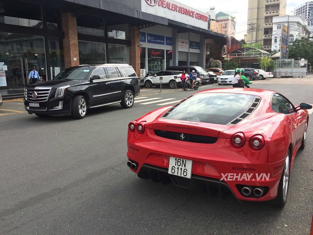 Ferrari F430 mang biển Hải Phòng bất ngờ xuất hiện tại trung tâm TP.HCM