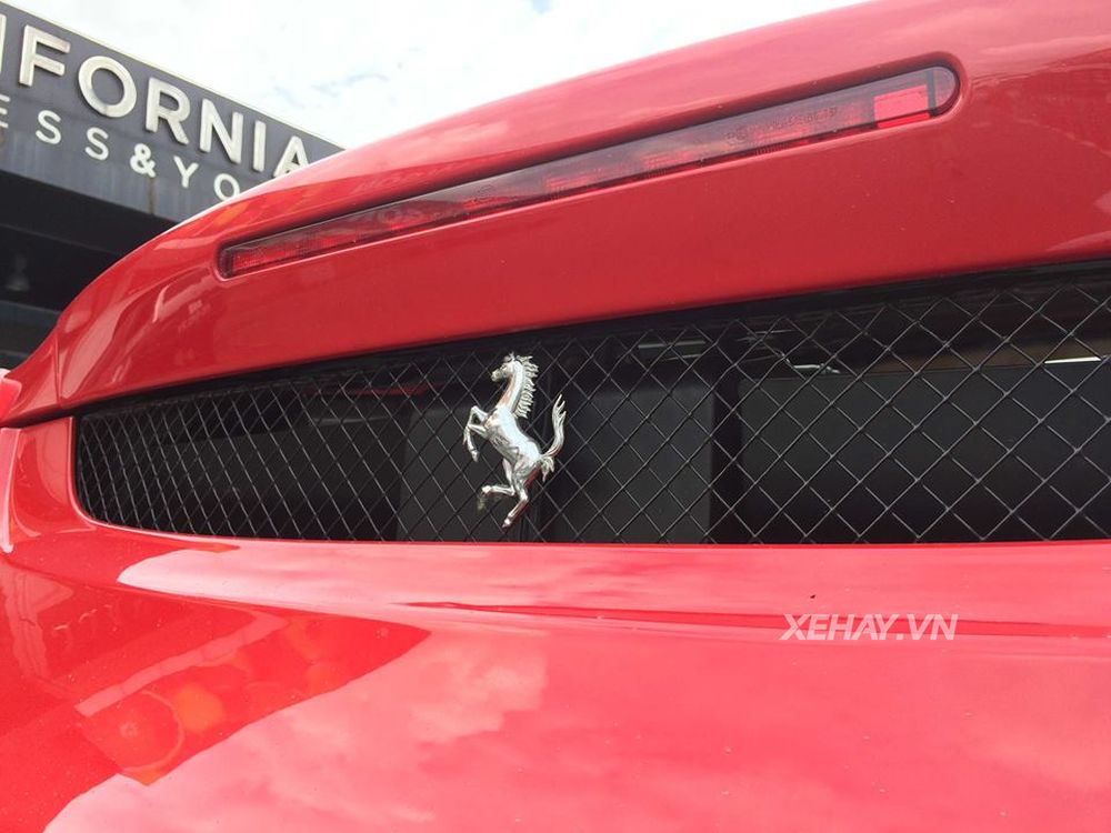 Ferrari F430 mang biển Hải Phòng bất ngờ xuất hiện tại trung tâm TP.HCM
