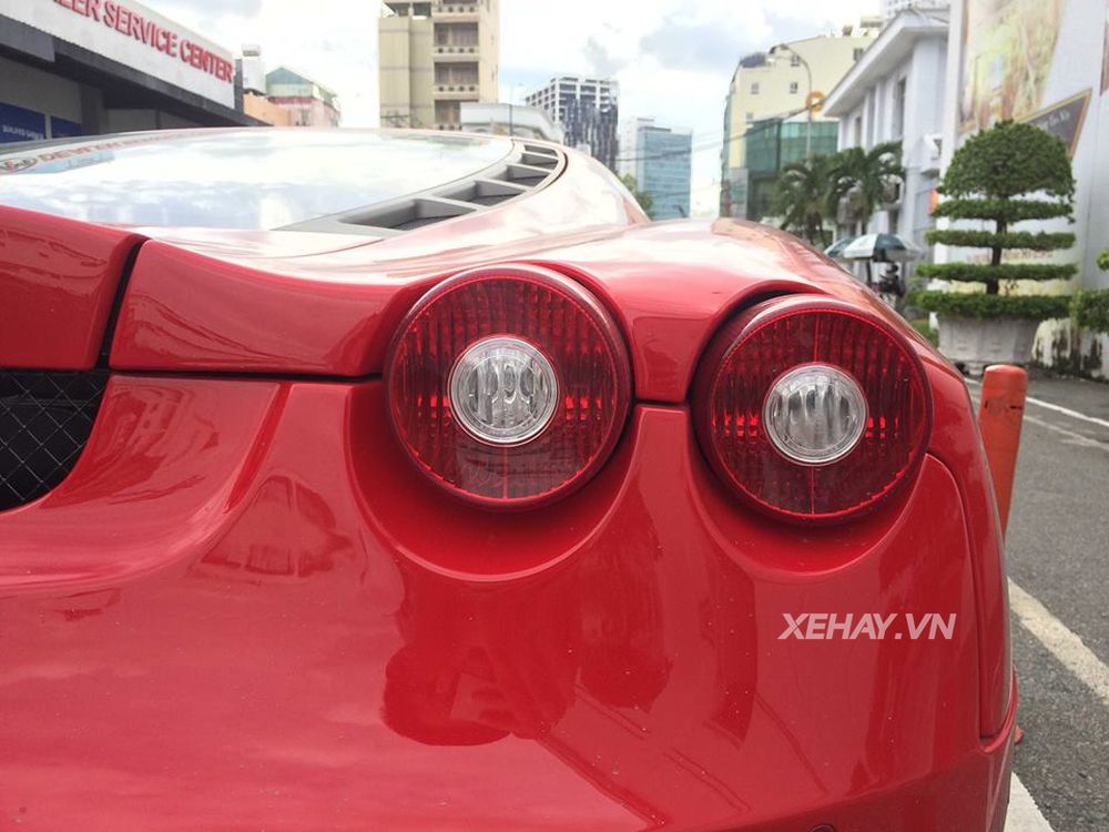 Ferrari F430 mang biển Hải Phòng bất ngờ xuất hiện tại trung tâm TP.HCM