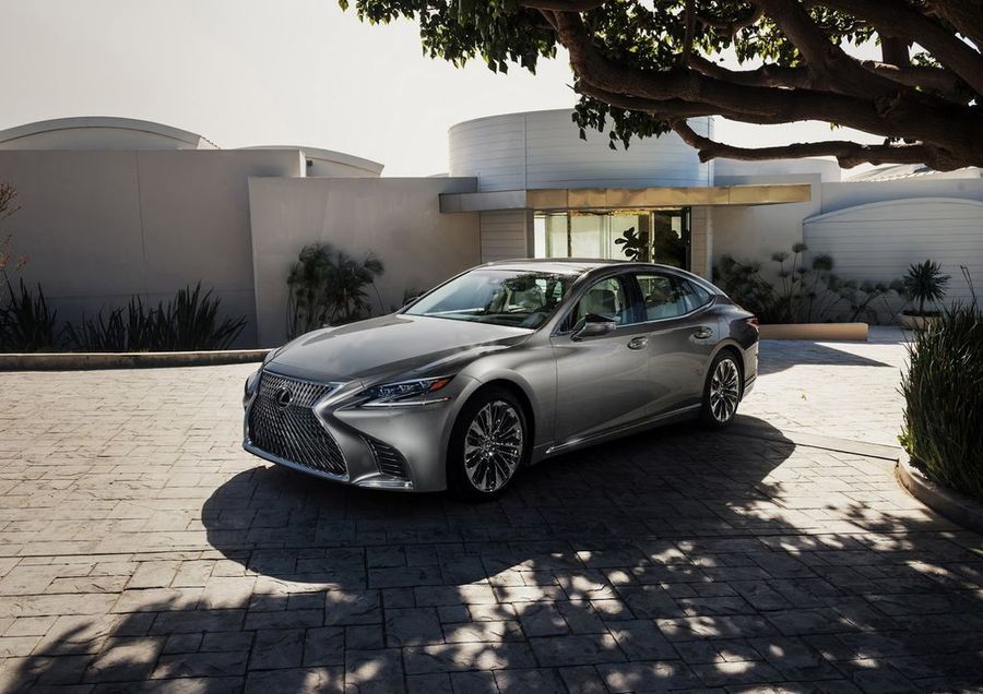 Lexus LS 2018 - công nghệ đỉnh cao, thiết lập định nghĩa mới về sedan hạng sang