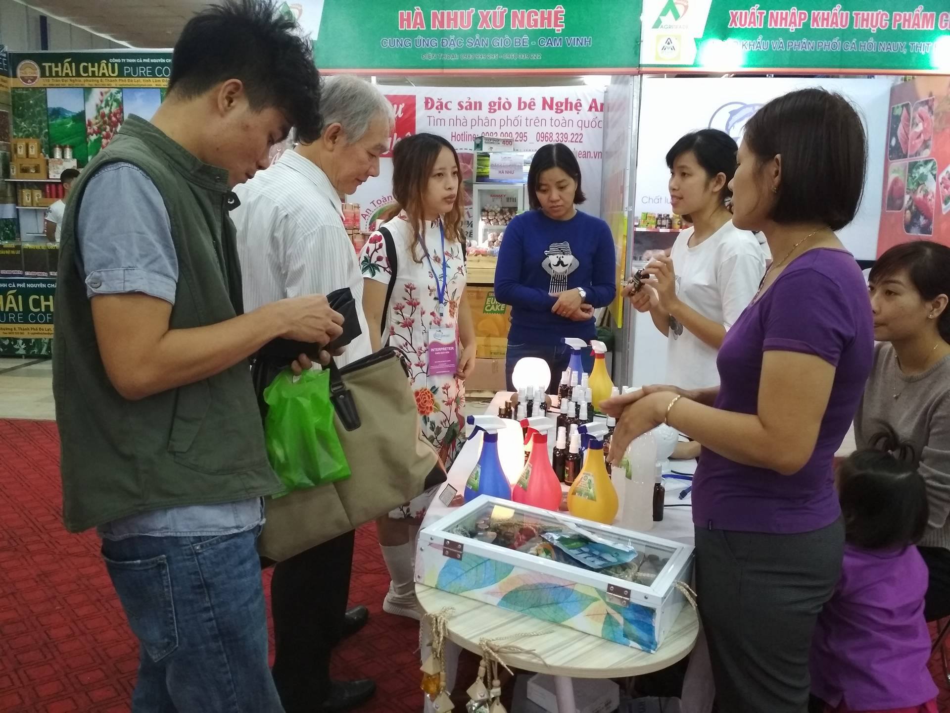 Khai mạc Hội chợ  quốc tế Quà tặng hàng thủ công mỹ nghệ Hà Nội
