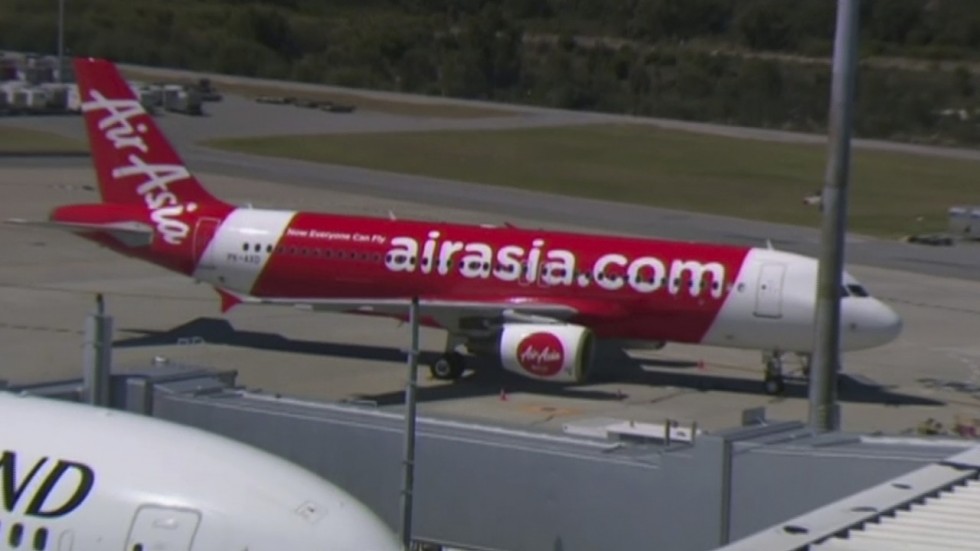 Máy bay AirAsia rơi tự do hơn 6.000m, hành khách hoảng loạn