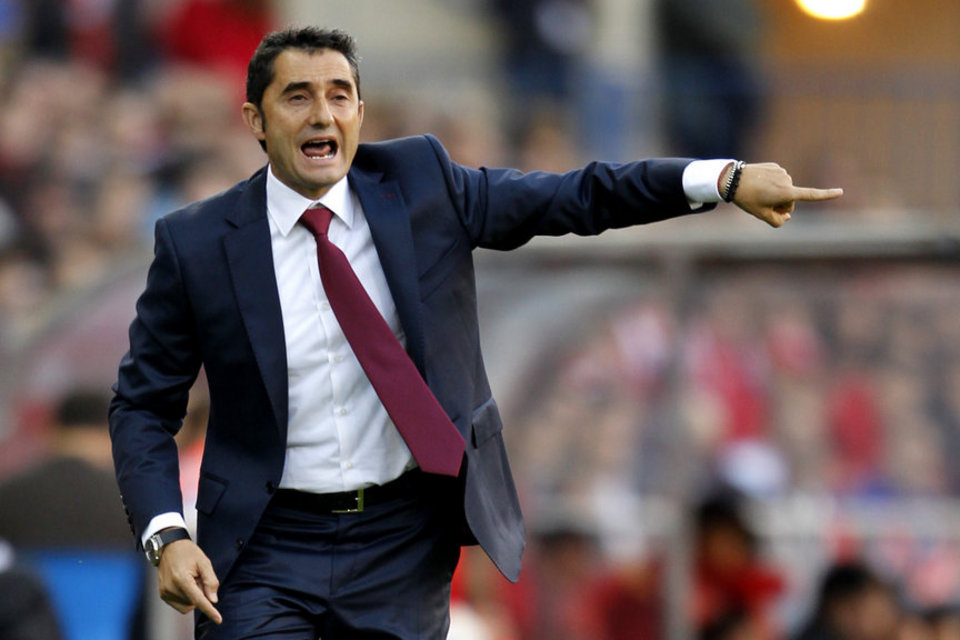 01h45 ngày 19/10, sân Nou Camp: Barca - Olympiacos: Choáng ngợp Nou Camp