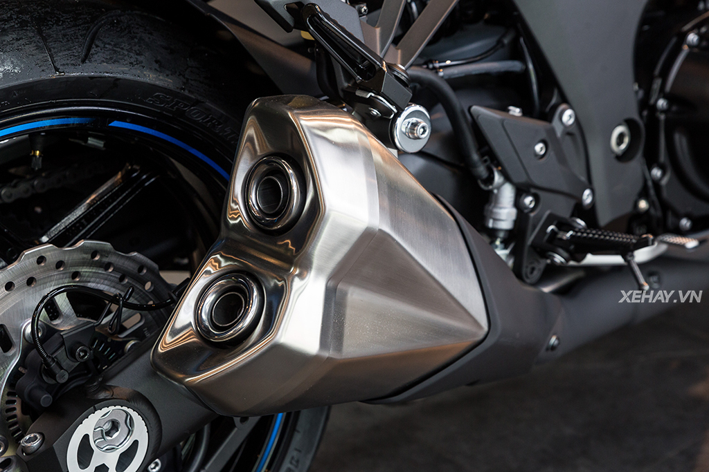 Ảnh chi tiết Kawasaki Z1000 2018 tại Việt Nam, giá từ 399 triệu đồng