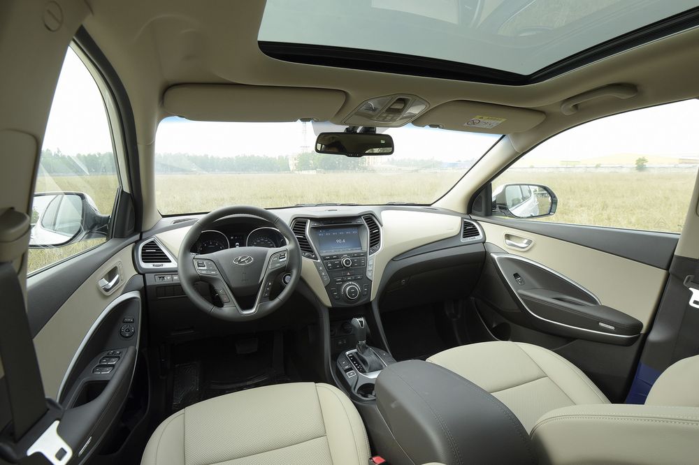 Hyundai SantaFe 2017 tại Việt Nam giảm giá sốc lên đến 230 triệu đồng