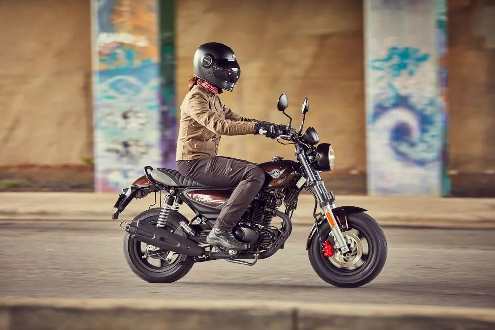 Kymco đã bất ngờ tung ra mẫu Spade 150 cổ điển, giá chỉ 68 triệu VNĐ