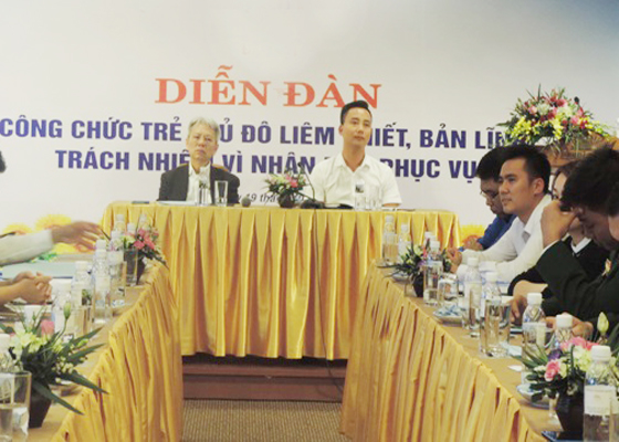 Xây dựng hình ảnh công chức trẻ Thủ đô liêm khiết, bản lĩnh, trách nhiệm vì nhân dân phục vụ