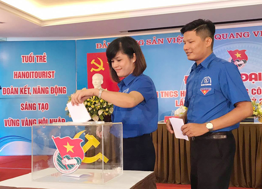 Nữ cán bộ Đoàn chia sẻ bí quyết “giỏi việc cơ quan, đảm việc nhà”