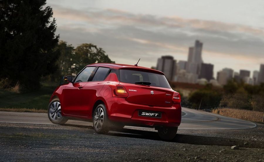 Mazda 2 hatchback 2017 được lòng khách hàng Việt hơn so với Suzuki Swift 2017