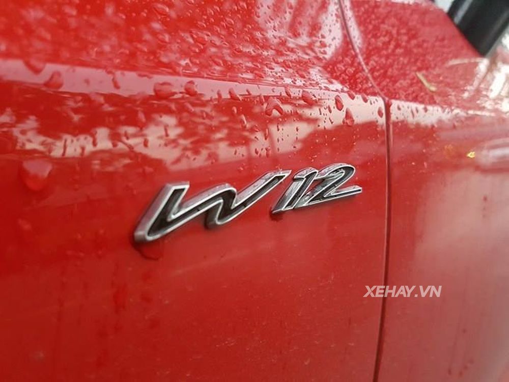TP.HCM: Bắt gặp Bentley Continental GT Convertible 2013 dạo chơi trên phố