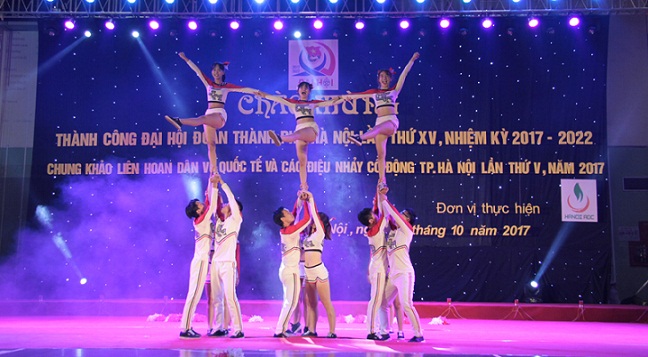 [Chùm ảnh] Hân hoan chào mừng thành công Đại hội Đoàn Thành phố Hà Nội lần thứ XV nhiệm kỳ 2017- 2022