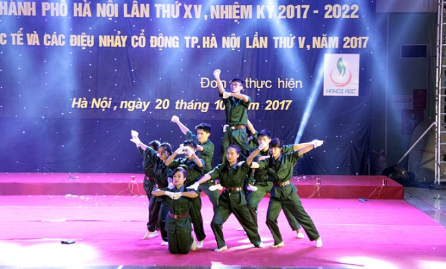[Chùm ảnh] Hân hoan chào mừng thành công Đại hội Đoàn Thành phố Hà Nội lần thứ XV nhiệm kỳ 2017- 2022
