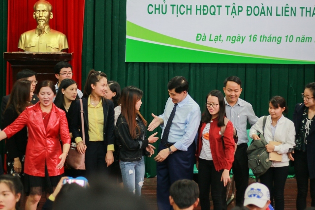 Johnathan Hạnh Nguyễn tiếp thêm đam mê, động lực cho những người trẻ trên con đường đến thành công