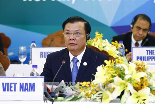 Hội nghị Bộ trưởng Tài chính APEC 2017 ra Tuyên bố chung