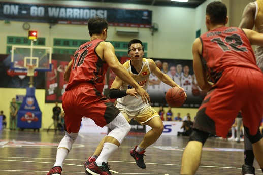 VBA 2017 by Jetstar: Thang Long Warriors đầy bản lĩnh toàn thắng trong loạt derby Thủ đô