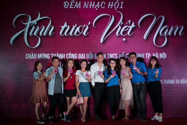 Tuổi trẻ Đại học Sư phạm Hà Nội chào mừng thành công Đại hội Đoàn thành phố