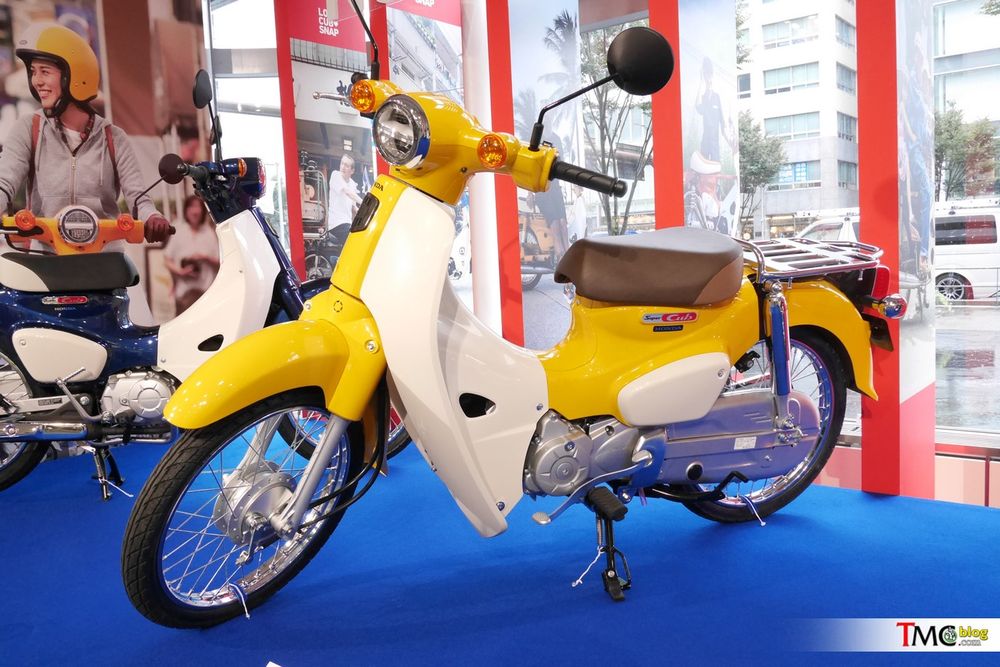 Hình ảnh thực thế của Honda Super Cub 2018 tại đại lý Nhật Bản