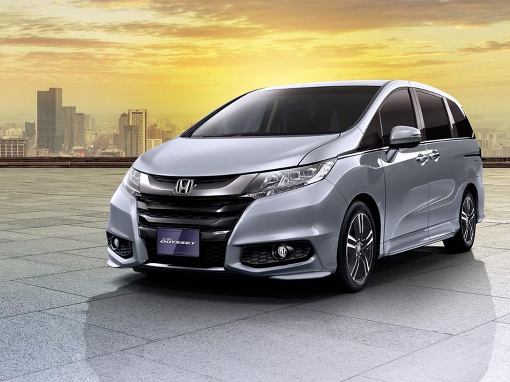 Honda Odyssey 2017 nâng cấp nhẹ, giá không đổi 1,99 tỷ đồng tại Việt Nam