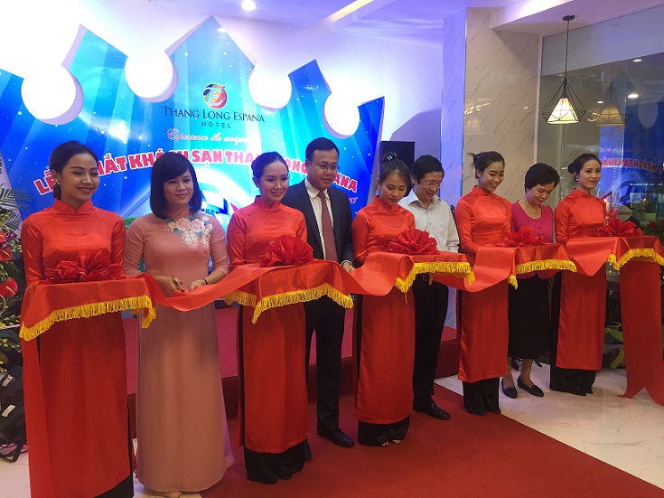 Ra mắt khách sạn phong cách Tây Ban Nha trong lòng Hà Nội